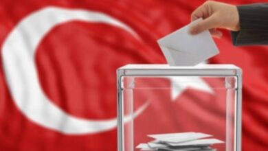 Parti genel merkezlerinde fırtına öncesi sessizlik