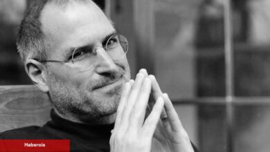 Apple CEO’su Tim Cook, Steve Jobs’u solladı!