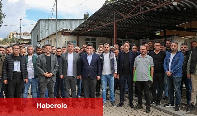 Başkan Kılıç, belediye personeli ile bayramlaştı