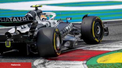 Formula E'nin süratli şarj olan pit stopları gelecek yıla kadar gelmeyecek