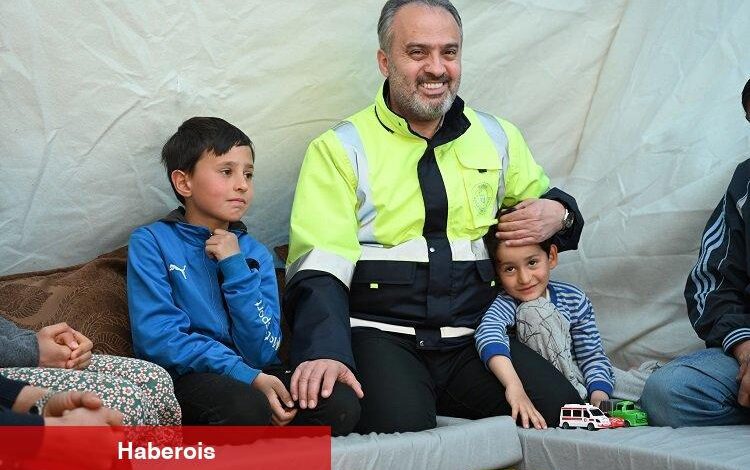 Hataylı afetzedelere Bursa morali - Haberois Hataylı afetzedelere Bursa morali