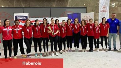 İzmir'e sutopunda çifte kupa - Haberois İzmir'e sutopunda çifte kupa