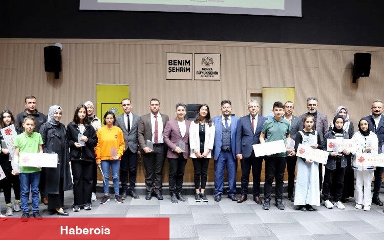 Konya Çocuk Meclisi'nde proje yarışmasının kazananları ödüllendirildi