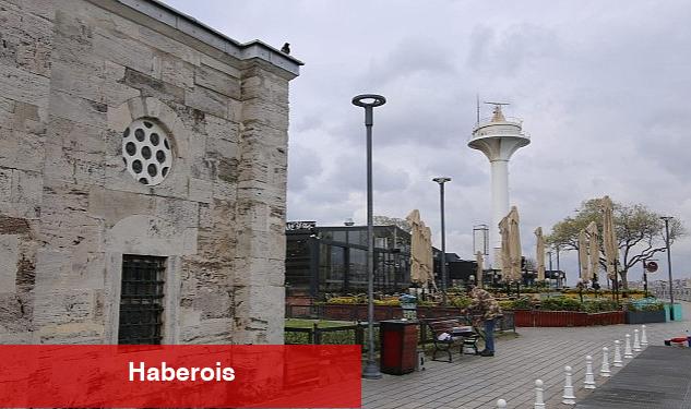 Kuşkonmaz Camii Bitişiğindeki Kafe-Konduları Yıktırmıyorlar - Haberois Kuşkonmaz Camii Bitişiğindeki Kafe-Konduları Yıktırmıyorlar