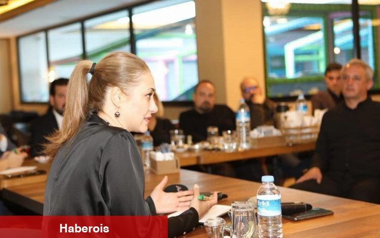 MHP Milletvekili adayı Zuhal Karakoç Dora: Siyaset devlet desteğinin aracı mekanizmasıdır