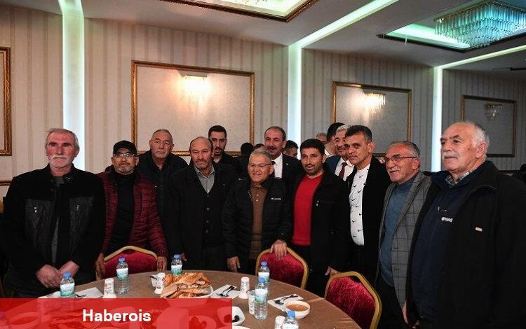 Tomarzalılar Memduh Büyükkılıç'ı iftarda ağırladı