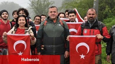 19 Mayıs'ı Uludağ'da yürüyüş yaparak kutladılar - Haberois 19 Mayıs'ı Uludağ'da yürüyüş yaparak kutladılar