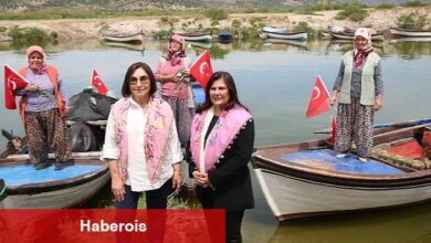 Aydın Büyükşehir Belediye Başkanı Özlem Çerçioğlu, 1 Mayıs Emek ve Dayanışma Günü'nde Sayın Selvi Kılıçdaroğlu ile birlikte emekçi kadınlarla buluştu. - Haberois Aydın Büyükşehir Belediye Başkanı Özlem Çerçioğlu, 1 Mayıs Emek ve Dayanışma Günü'nde Sayın Selvi Kılıçdaroğlu ile birlikte emekçi kadınlarla buluştu.