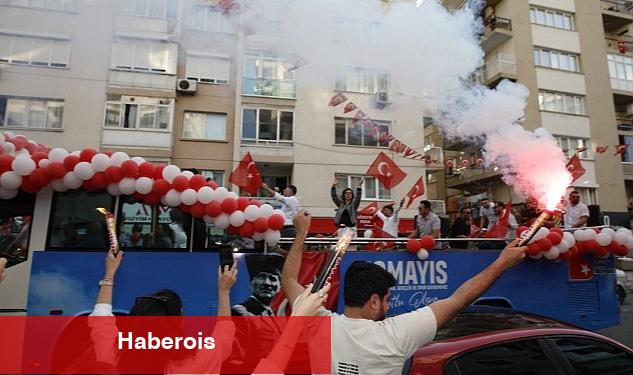 Bayraklı 'Atatürk'te' birleşti - Sokak sokak 19 Mayıs coşkusu!