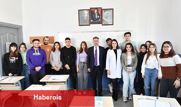 Bayraklı'da sınav heyecanı - Haberois Bayraklı'da sınav heyecanı