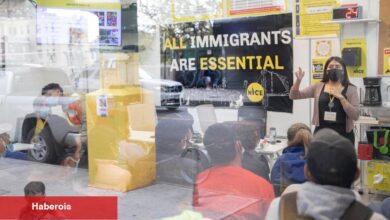 Belediye Başkanı Adams, Göçmen Akına Saldırırken İp Üzerinde Yürüdü - Haberois Belediye Başkanı Adams, Göçmen Akına Saldırırken İp Üzerinde Yürüdü