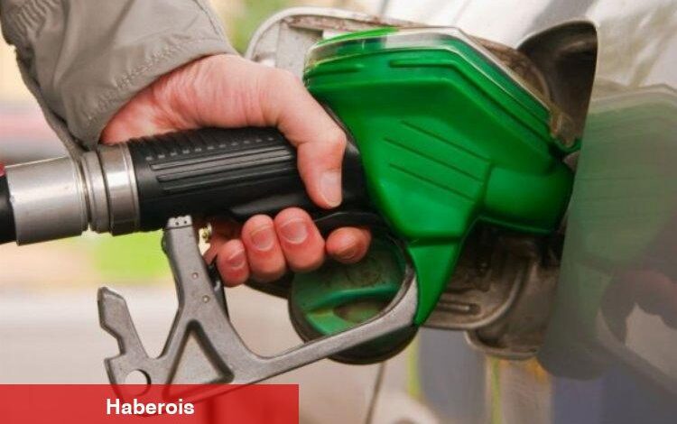 Benzine gelecek zam iptal edildi!