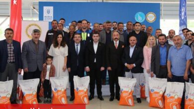 Bursa Büyükorhanlı çiftçiye silajlık mısır tohumu - Haberois Bursa Büyükorhanlı çiftçiye silajlık mısır tohumu