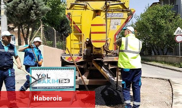 Büyükşehir Yol Bakım Timi her yere yetişiyor