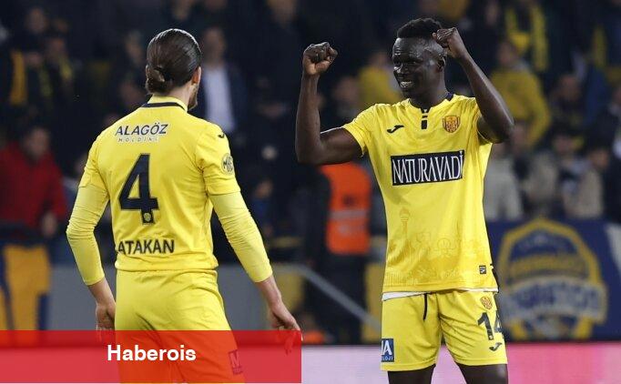 Fenerbahçe'nin sattığı yıldıza Trabzonspor talip oldu! - Haberois Fenerbahçe'nin sattığı yıldıza Trabzonspor talip oldu!