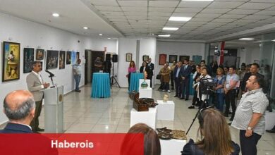 Karabağlar Belediyesi personelinden karma sergi "Sanatlarını konuşturdular" - Haberois Karabağlar Belediyesi personelinden karma sergi "Sanatlarını konuşturdular"