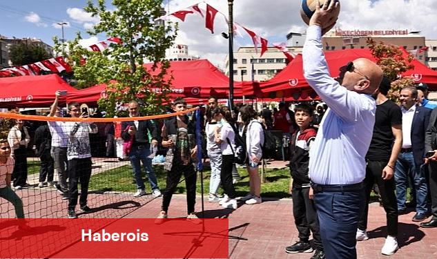 Keçiören'de Sosyal Medyadan Sosyal Meydana İnildi - Haberois Keçiören'de Sosyal Medyadan Sosyal Meydana İnildi
