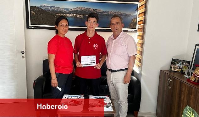 Kemer Belediyesi'nden sporculara ulaşım desteği