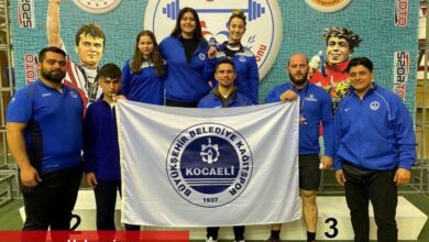 Kocaeli’nin haltercilerinden 2 gümüş madalya