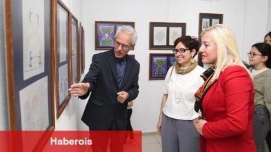 Küçüklerden mesaj dolu çizgiler