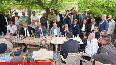 Manisalı vekiller vatandaşlarla buluştu