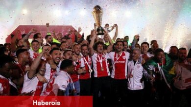 Muhteşem Lig'e yükselen Samsunspor kupasını aldı