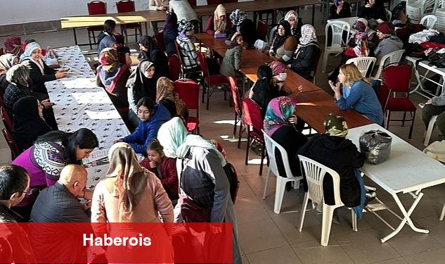 Narlıdere Belediyesi'nin Beslenme Desteği 32 Bin Pakete Ulaştı - Haberois Narlıdere Belediyesi'nin Beslenme Desteği 32 Bin Pakete Ulaştı