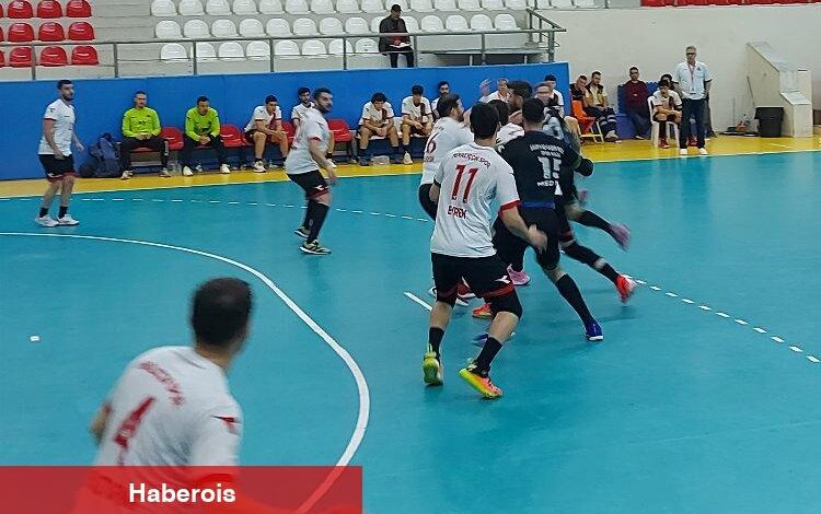 Sakarya Büyükşehir hentbol serisinde 1-0 öne geçti - Haberois Sakarya Büyükşehir hentbol serisinde 1-0 öne geçti