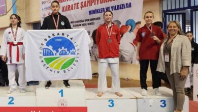 Sakaryalı şampiyon karateci Karadağ'da Milli forma giyecek