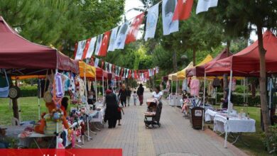 Üretici kadınlar pazarda buluştu - Haberois Üretici kadınlar pazarda buluştu