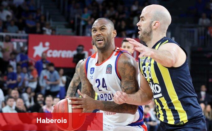 Anadolu Efes, seride öne geçti!