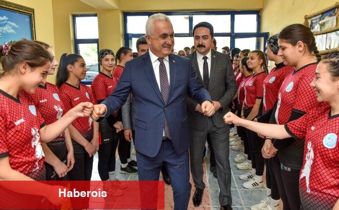 Bayanlar Ragbi Türkiye Birinciliği, Kastamonu'da başladı - Haberois Bayanlar Ragbi Türkiye Birinciliği, Kastamonu'da başladı
