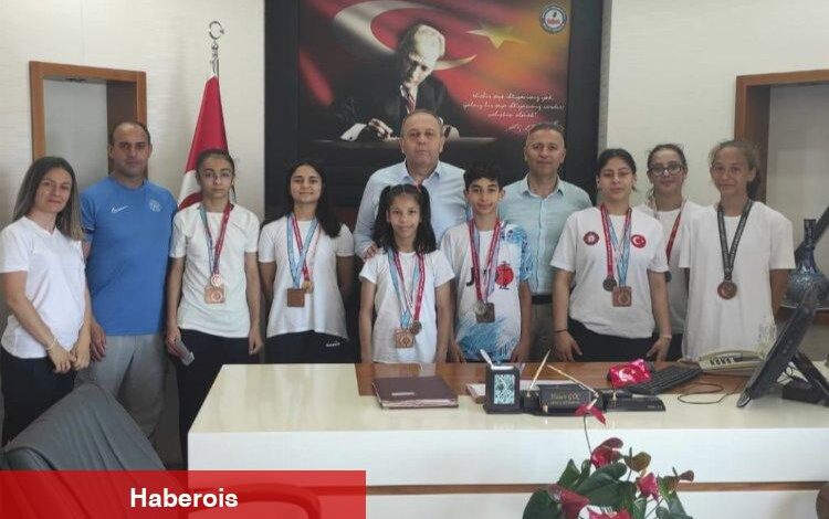 Bursa Gemlik'te ulusal başarılı sporcular ödüllendirildi