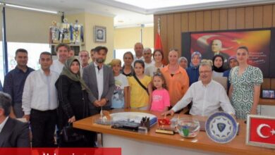 Bursa Karacabey'de bayramlaşma halk buluşmasına dönüyor - Haberois Bursa Karacabey'de bayramlaşma halk buluşmasına dönüyor