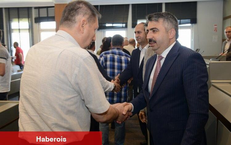 Bursa Yıldırım'da belediye personeli erken bayramlaştı - Haberois Bursa Yıldırım'da belediye personeli erken bayramlaştı