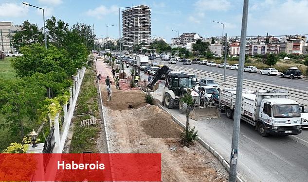 Büyükşehir Sakarya Bulvarı'nda kaldırımları yeniliyor