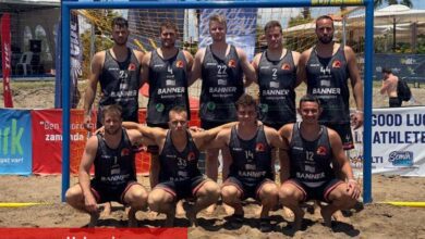 Danimarka ekibi Cemal Kütahya anısını formalarında yaşattı - Haberois Danimarka ekibi Cemal Kütahya anısını formalarında yaşattı