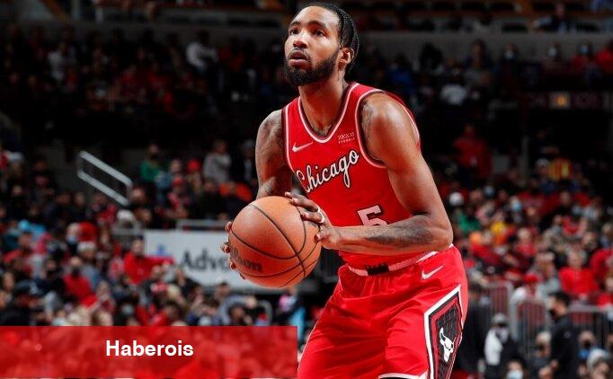 Derrick Jones Jr. hür oyuncu oldu - Haberois Derrick Jones Jr. hür oyuncu oldu