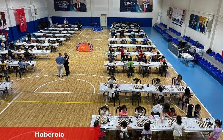 Gaziantep'te 'babalar' gibi turnuva - Haberois Gaziantep'te 'babalar' gibi turnuva