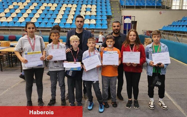 İpsalalı öğrenciler 'Akıl ve Zekâ Oyunları'nda derece yaptı - Haberois İpsalalı öğrenciler 'Akıl ve Zekâ Oyunları'nda derece yaptı