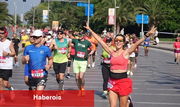 Kadıköy Cadde 10K-21K Koşu ve Paten Yarışları Tamamlandı - Haberois Kadıköy Cadde 10K-21K Koşu ve Paten Yarışları Tamamlandı