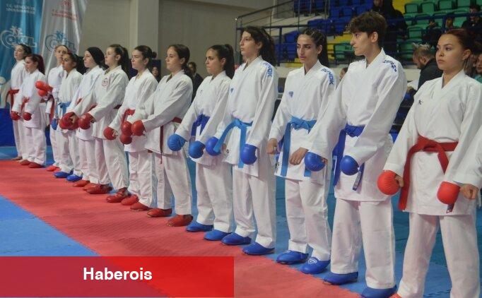Karate karşılaşmaları Kütahya'da başladı - Haberois Karate karşılaşmaları Kütahya'da başladı