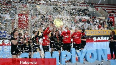 Kastamonu Belediyespor Bayan Hentbol Grubu, şampiyonluk kupasını aldı