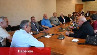 Kemer Belediyesi Gönüllü Halk Korosu'ndan Başkan Topaloğlu'na teşekkür ziyareti - Haberois Kemer Belediyesi Gönüllü Halk Korosu'ndan Başkan Topaloğlu'na teşekkür ziyareti