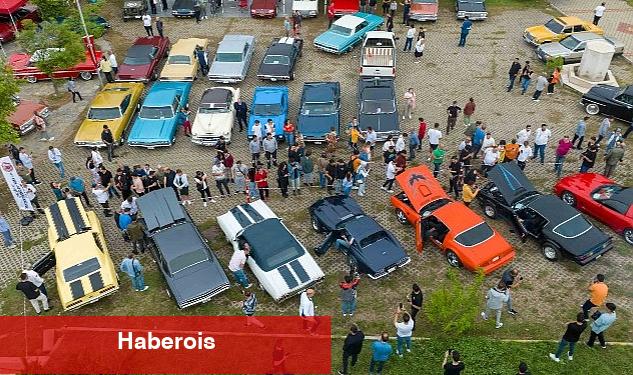 Klasik otomobil tutkunları Buca'da buluştu - Haberois Klasik otomobil tutkunları Buca'da buluştu