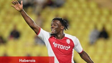 Manchester United yeni stoperini buldu