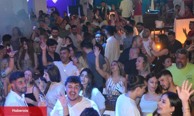 Müzik yasağı kalktı, meşhur Bodrum geceleri renklendi - Haberois Müzik yasağı kalktı, meşhur Bodrum geceleri renklendi