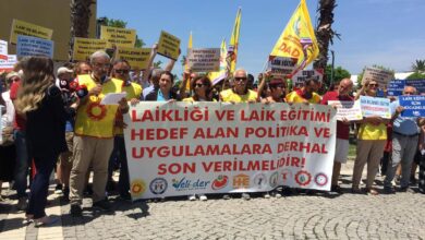 Okullarda İmam Görevlendirmesi Uygulaması İzmir’de Protesto Edildi! - Haberois Okullarda İmam Görevlendirmesi Uygulaması İzmir’de Protesto Edildi!