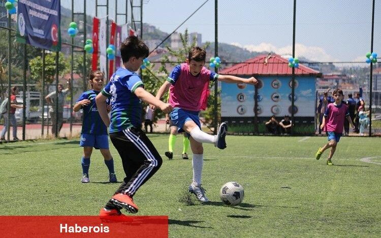 Rize'de mahalleler arası futbol turnuvası