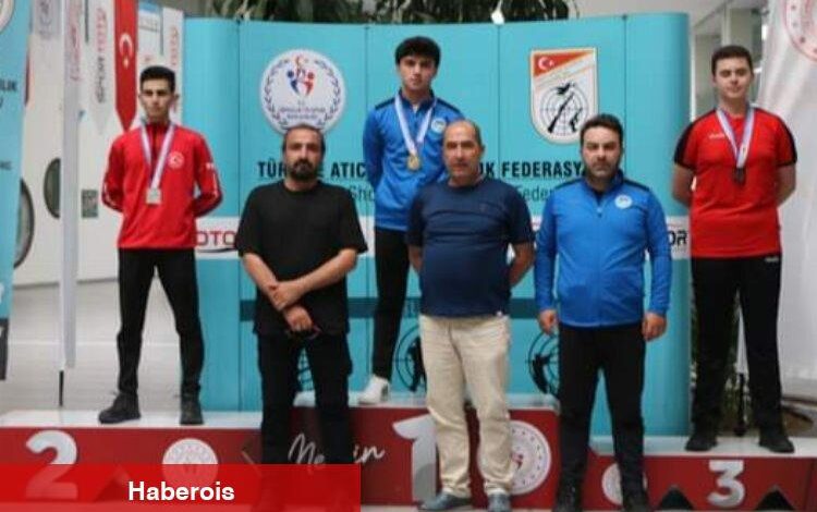 Sakaryalı sporcudan şampiyonada tam isabet - Haberois Sakaryalı sporcudan şampiyonada tam isabet